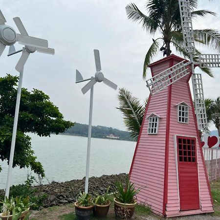 Marina Island Tiara Bay Villa Lumut Luaran gambar